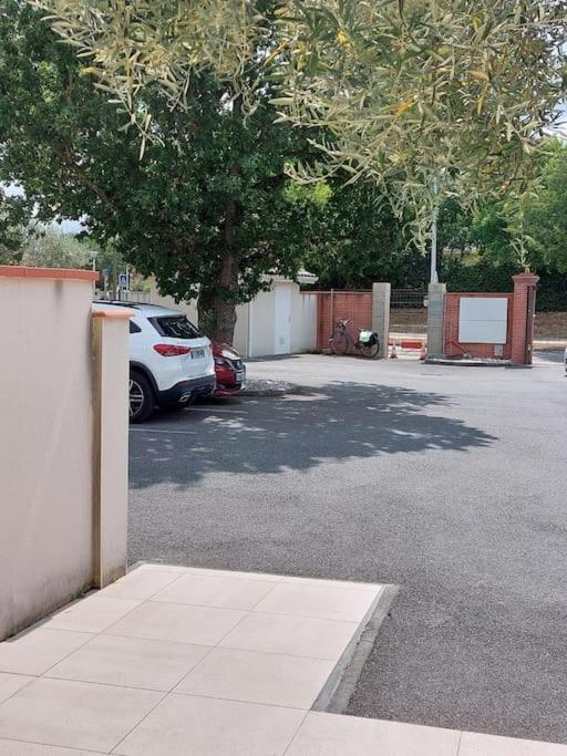 T3 Climatise, Parking Et Jardin Quartier Des Marots A Colomiers Apartment Luaran gambar